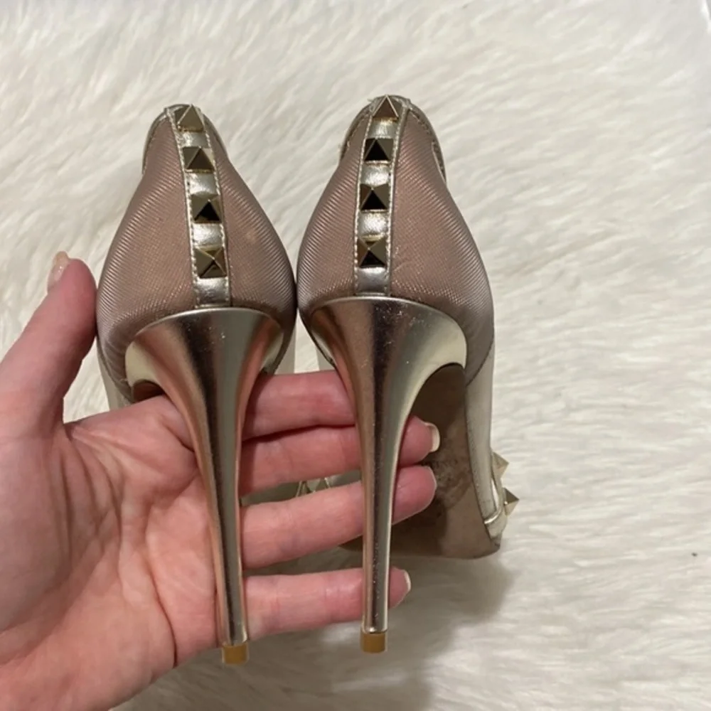 Valentino Garavani Rockstud Alcove pump‎ size 37.5EU - Picture 6 of 14